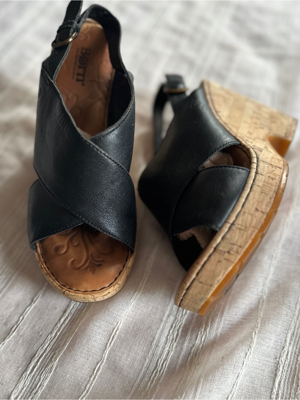 Born Jenni Black Leather Crisscross Platform Cork Wedge Sandals Size 9